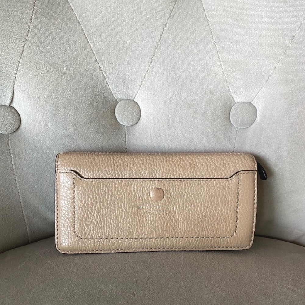 Marc Jacobs Leather Nude Long Wallet